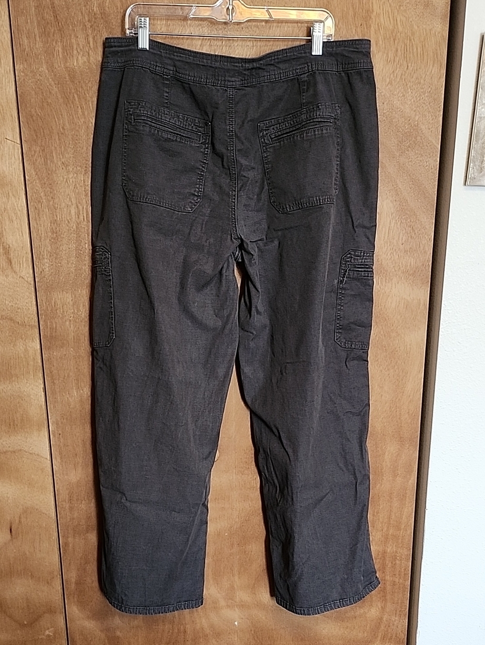Arula Cargo Pants - Picture 3 of 5